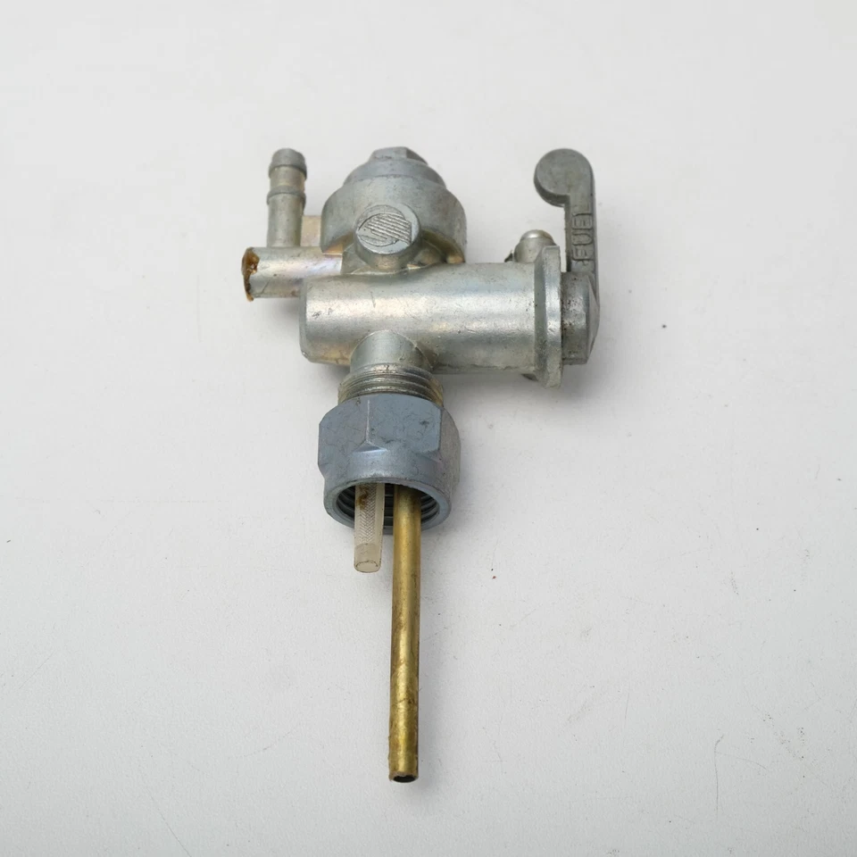 Se adapta a Kawasaki C2SS GA2 G3 G4TR G5 G7 KD80 KH100 Gas Combustible Grifo Mascota Cock Foto 3 de 4