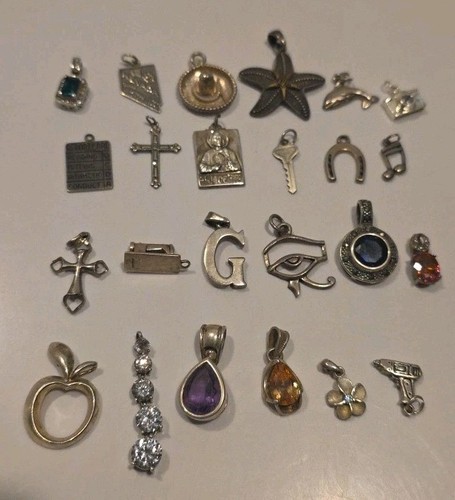 Vintage Set 24 Sterling Armband Charms Anhänger religiös Reise Kreuz 61g