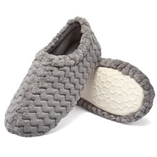Fruit of the Loom Women's Memory Foam Slippers - Fuzzy Chevron 9-10, Grey