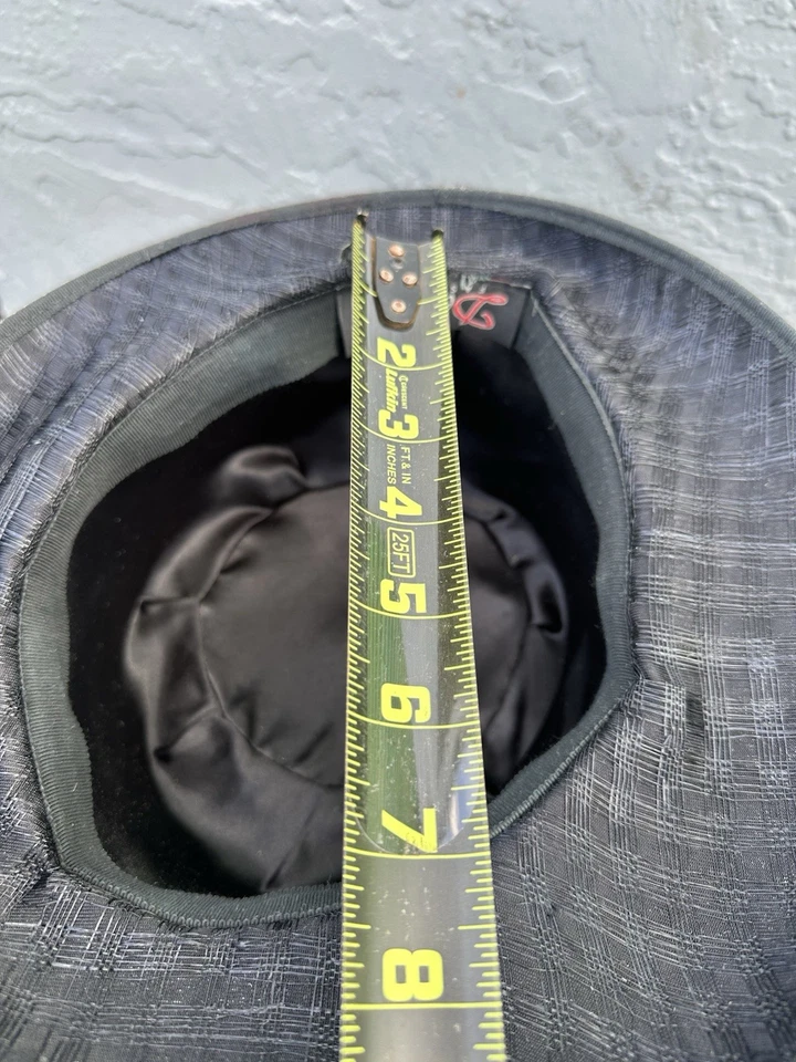 Elegante Sombrero Negro Terciopelo y Malla con Lazo Grande y Plumas - Sombrero Formal Iglesia Foto 4 de 4