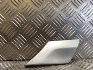 VW PASSAT B3/B4 3A2, 35I Kotflügelzierleiste hinten links 3A0853535A 32162038