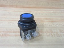 Allen Bradley 800H-AR7 Push Button 800HAR7 W/800T-XD1