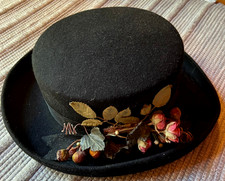 Vintage Bowler Hat, Women's 7/8, 100 Wool, Inch Roll, Silk Red Rosebids, Leaves