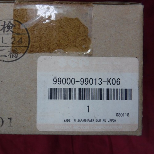 NOS OEM SUZUKI GSX1300R HAYABUSA CARBON FIBER TAILIGHT COVERS 99000-99013-K06 - Picture 2 of 4