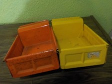 vintage ertl international dumper truck set of 2 bed for parts