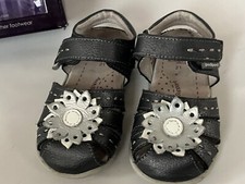 EUC PEDIPED Toddler 12-18 Months Mary Jane Sandals Platinum Gray Flower Leather