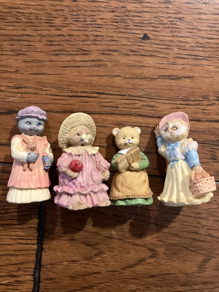 Lot Of Lipco Mini Figurines -4