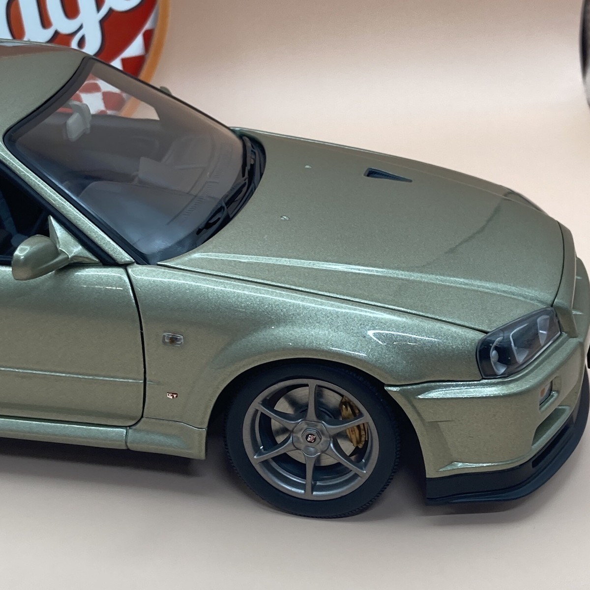 AUTOart 1/18 Nissan Skyline GT-R R34 V-Spec II Nurburgring