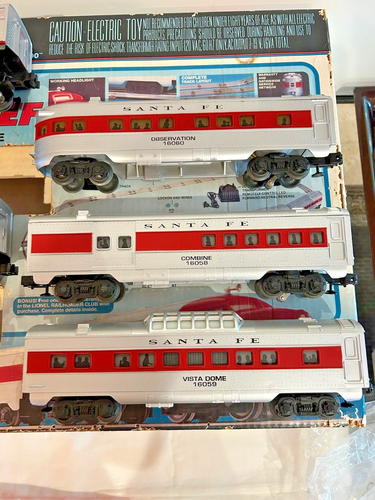 LIONEL 6-11739 #1 SANTA FE SUPER CHEIF AA ALCO 3-PASS.CAR SET LK/N-OB - Picture 9 of 11