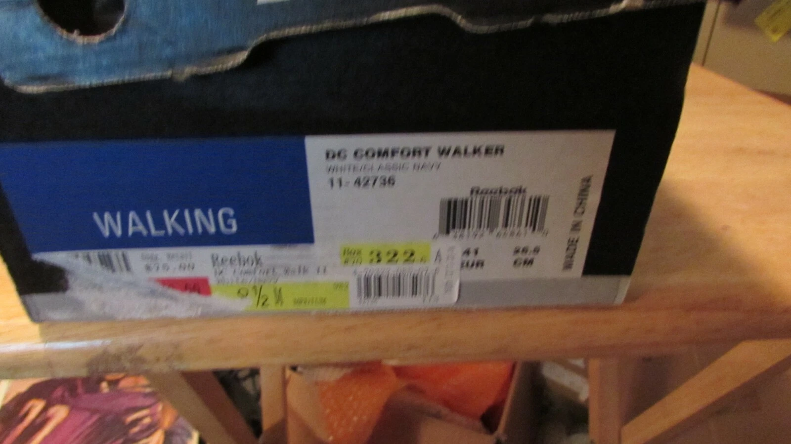 Womens Reebox Vintage Comfort Glide Supreme Walking Shoes Sz 9.5 With Box...