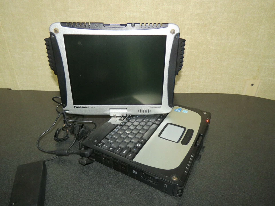 TOUGHBOOK CF-19 MK4 CORE i5 ✓ 250GB ✓ 2GB ✓ TOUCHSCREEN ✓ USB ✓ GOBI ✓ GPS ✓ W7  - Image 3 of 4