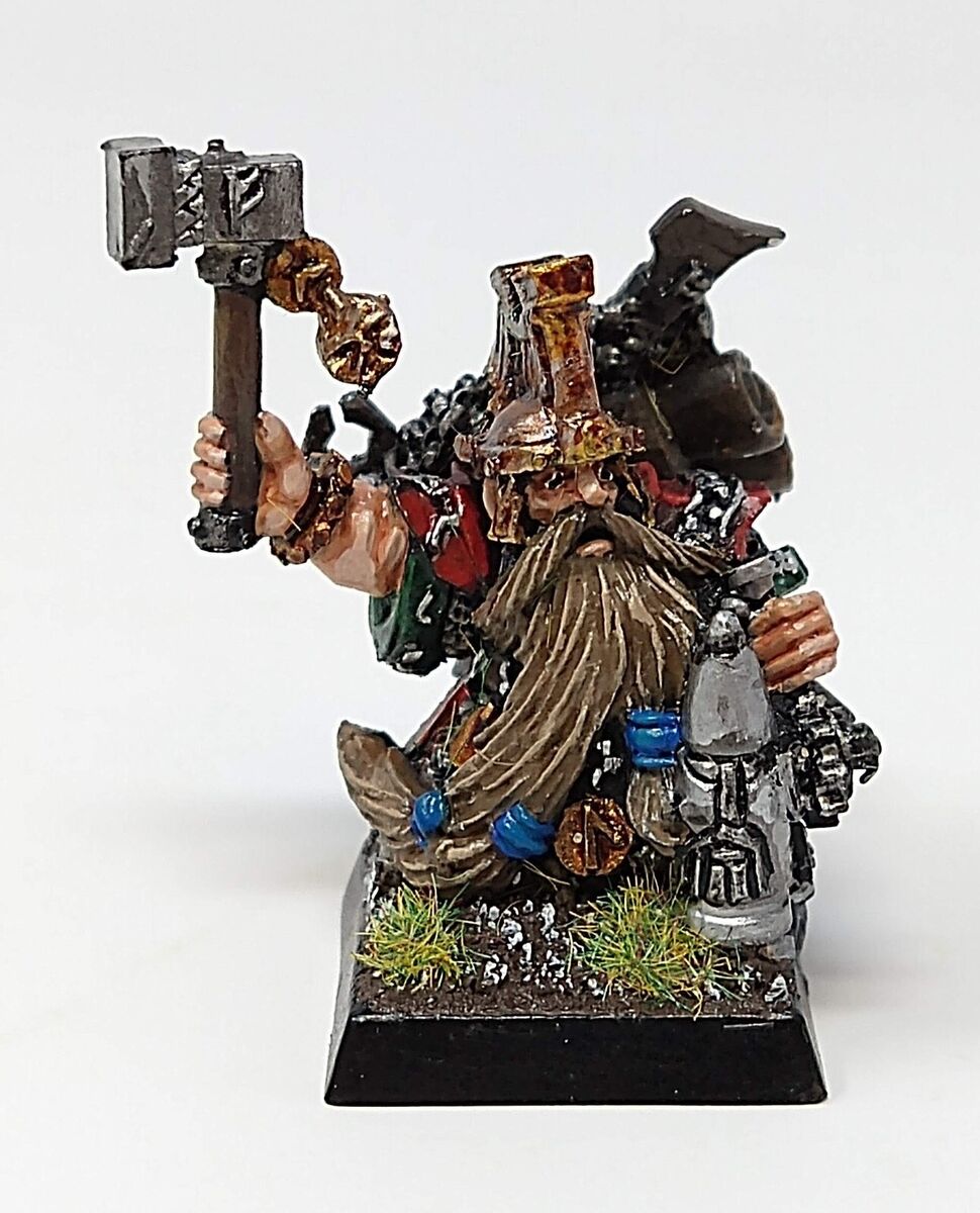 Warhammer Fantasy/ The Old World: Dwarf Master Engineer w Warhammer Fantasy/ The Old World: Dwarf Master Engineer w