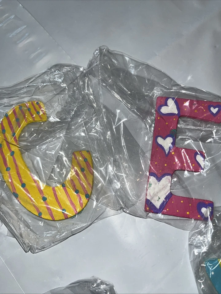 "Letras de princesa 4"" y corona decoración de pared de madera, 9 piezas pintadas a mano coloridas" Foto 3 de 4