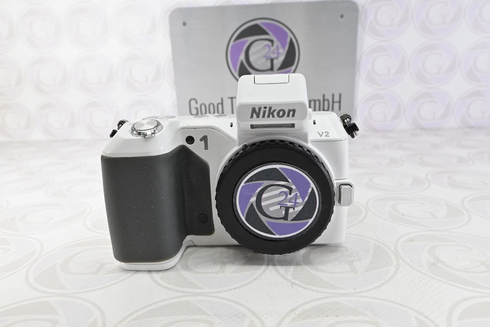 Nikon 1 V2 Gehäuse in Weiß - Mit 12963 Klicks - #GT24 - 12 Monate Gewährleistung - Bild 2 von 4