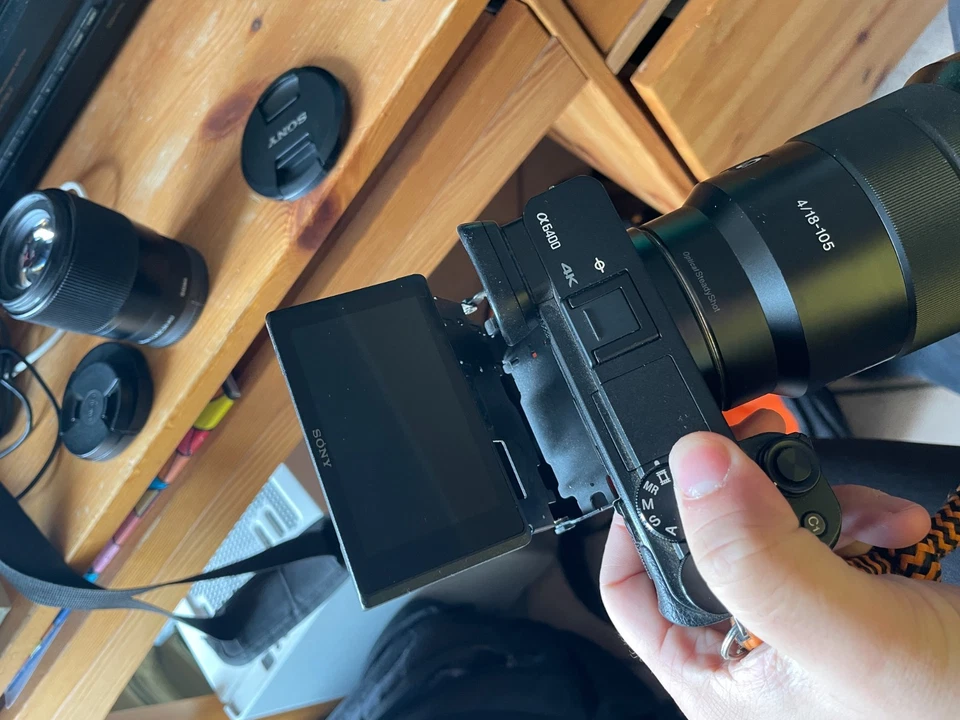 Sony Alpha 6400, foto 2 di 4