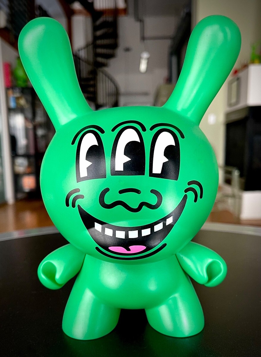 その他 8&quot; Keith Haring Masterpiece Dunny s-l400.jpg
