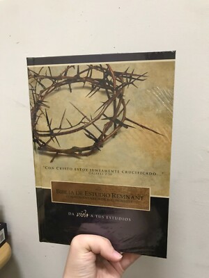 La Biblia De Estudio Remnant Hardcover 