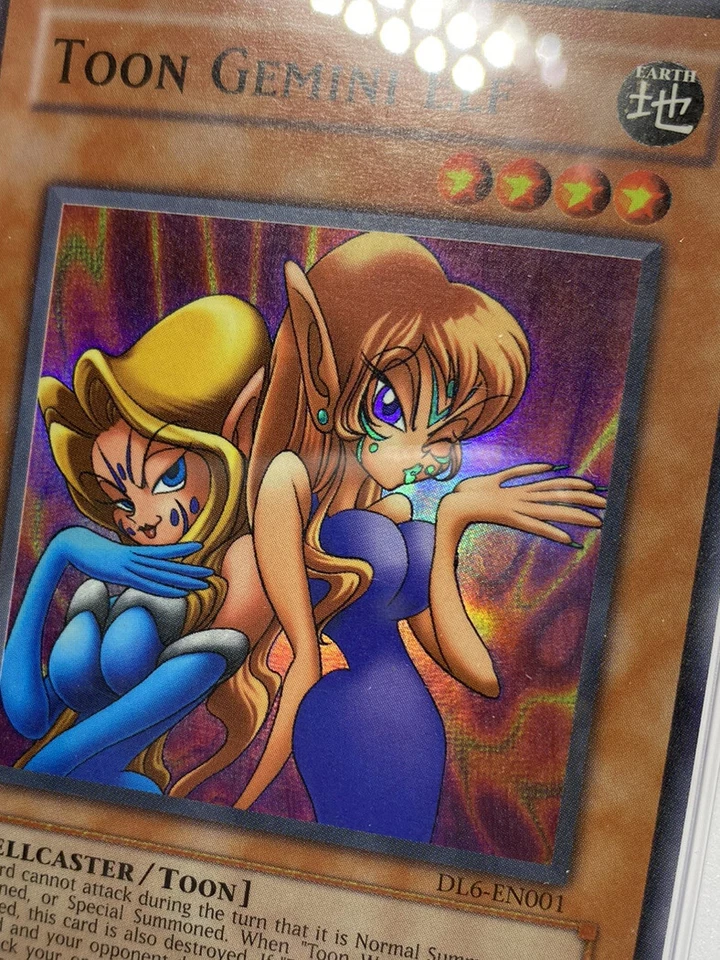 PSA 8 2004 Yugioh Toon Gemini Elf Super Rare Duelist League DL6 - Image 2 of 3