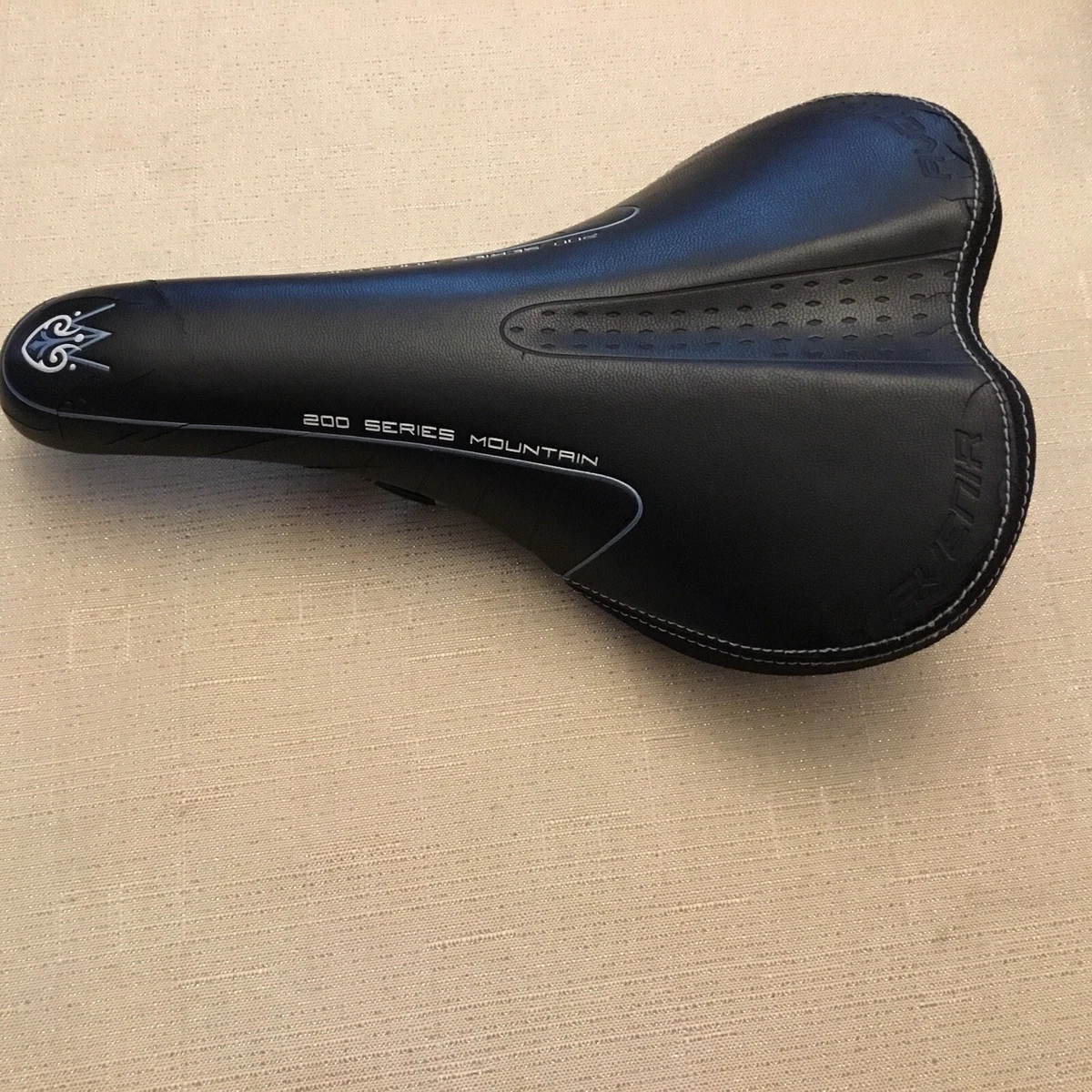 Avenir gel sale bike seat