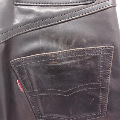 Aero Leather Black 28