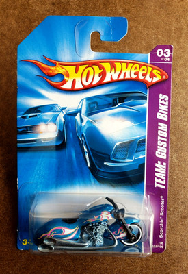 2008 Hot Wheel SCORCHIN SCOOTER Blue TEAM CUSTOM BIKES 151/196 M6861 Diecast MC3