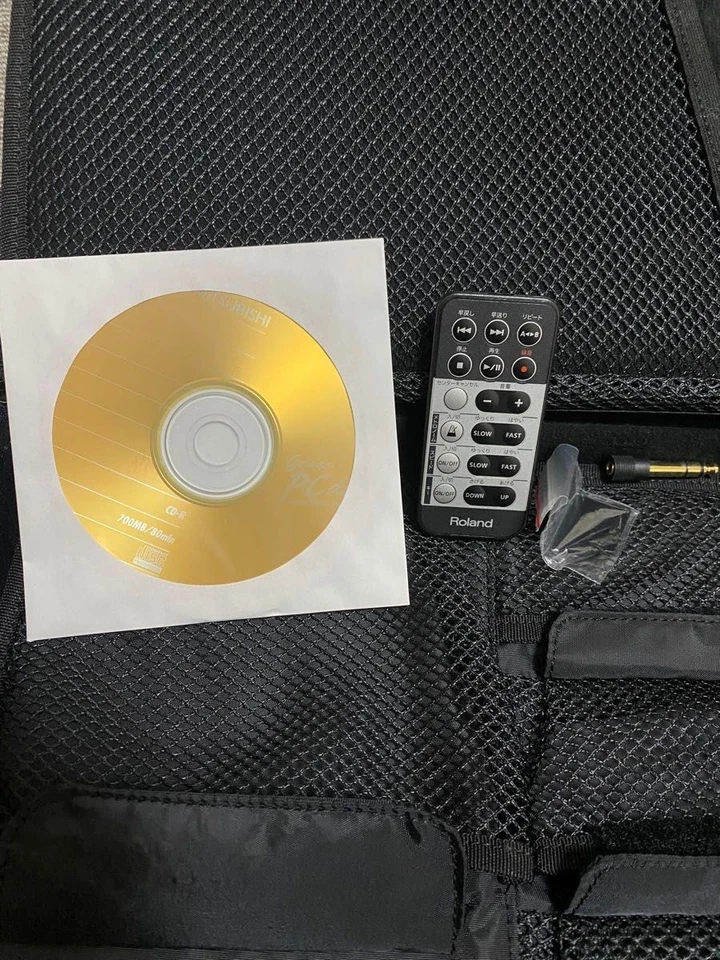 Roland CD-2u SD/CD Recorder w/ Case Adapter Tested Excellent 100V Japan - Image 4 of 4