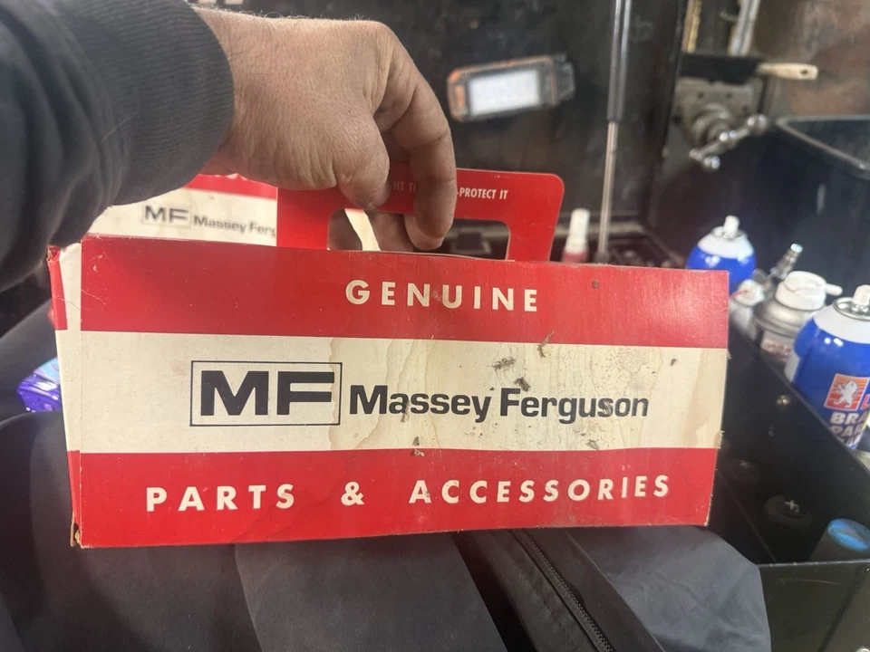 Filtros Massey Ferguson vintage en caja Foto 3 de 4