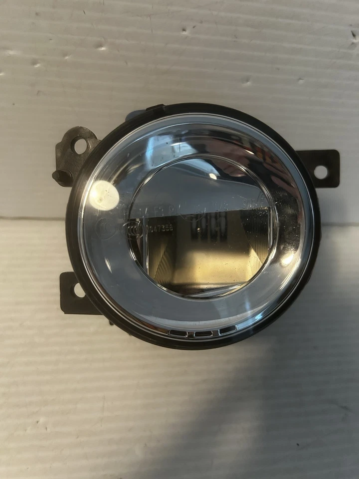 Luz antiniebla izquierda Nissan Murano Máxima/Infiniti 26155-4GA0B 2019-2024 OEM 1145 Foto 2 de 4