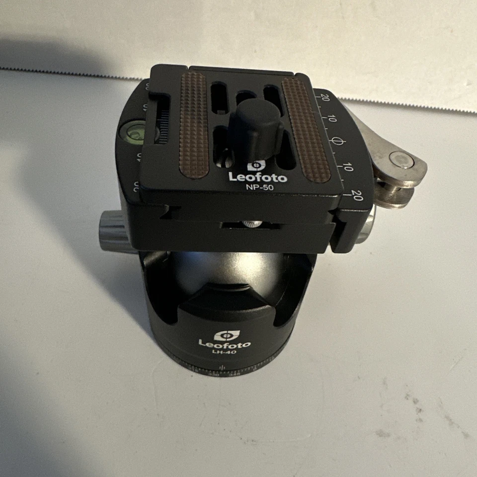 Leofoto LH-40LR Ball Head with LR-50 Lever Release Clamp /Arca - Image 2 of 4