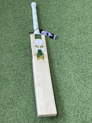 Phantom Enigma Performance Cricketschläger - 2 Pfund 10 Unzen - Brandneu! Exklusiv!