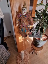 RAR  Vintage burmesische Marionette/Puppe handgefertigt Steinchen + Perlen