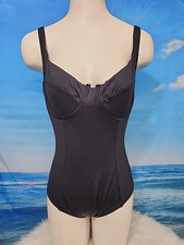 NWT Cupshe One Piece Swimsuit Size Medium Black Underwire Slim  Sculpt..