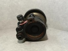 Pompe direction assistée Renault R19