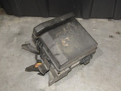 2003-2005 Dodge Stratus 2.4L SOHC OEM underhood fuse box 03 04 05