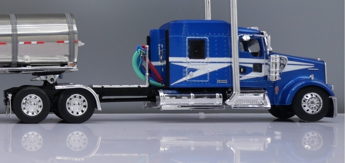 DCP BLUE WHITE KENWORTH W900L SHOW PARTS 1/64 60-2082 C | eBay