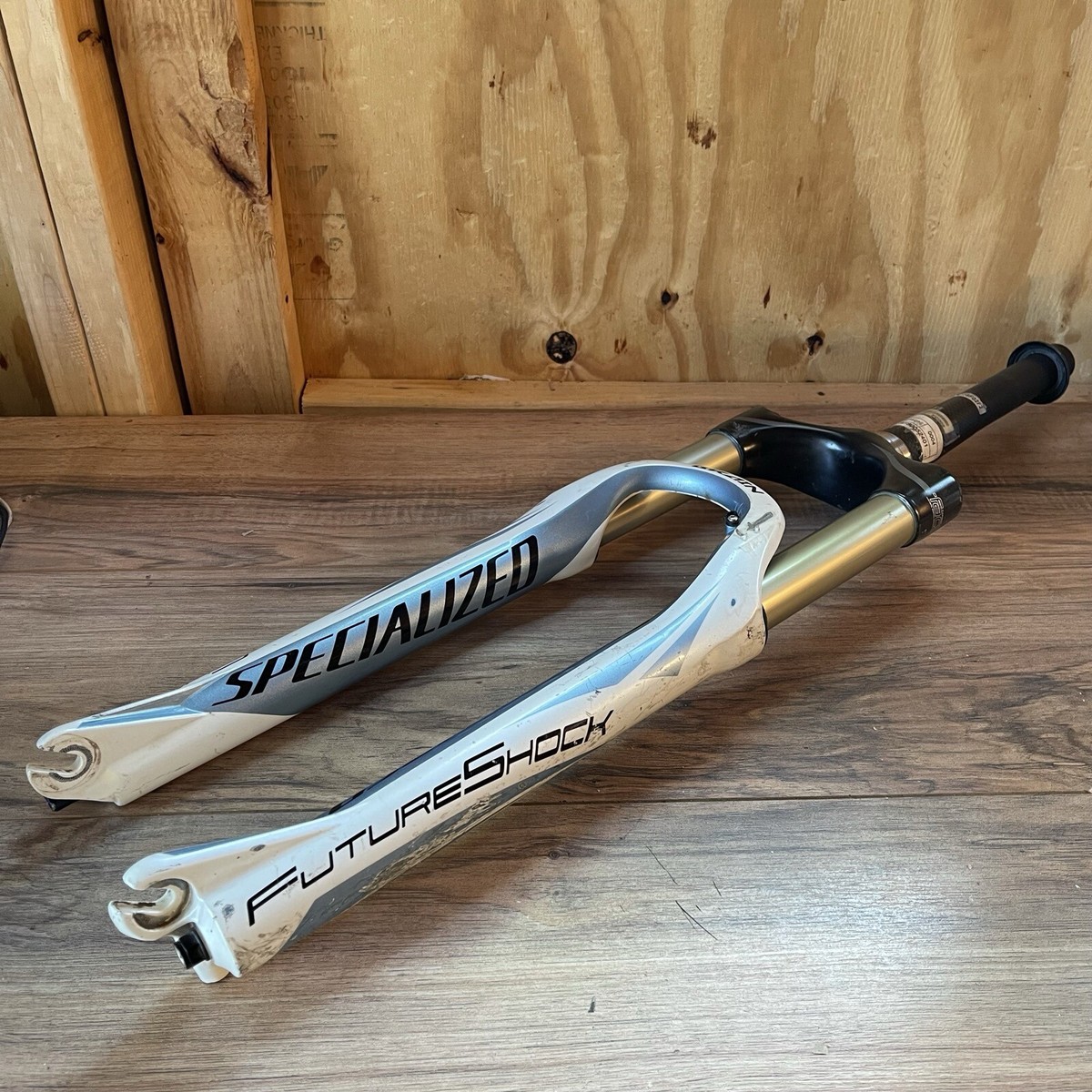 Specialized FutureShock Brain 26 MTB Fork 2008 120mm Tapered Specialized FutureShock Brain 26 MTB Fork 2008 120mm Tapered