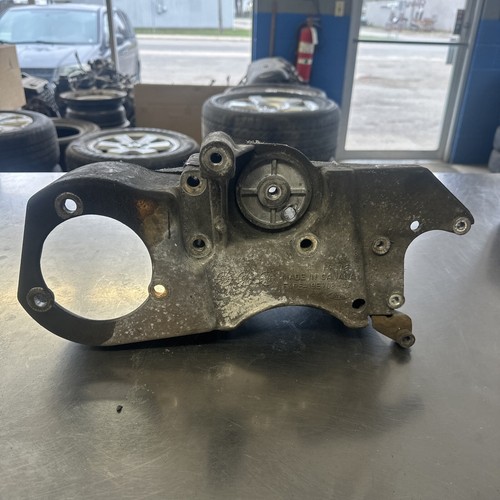 93-94 FORD F250 F350  7.3 IDI DIESEL POWER STEERING PUMP Bracket F4PE-19E708 -AA