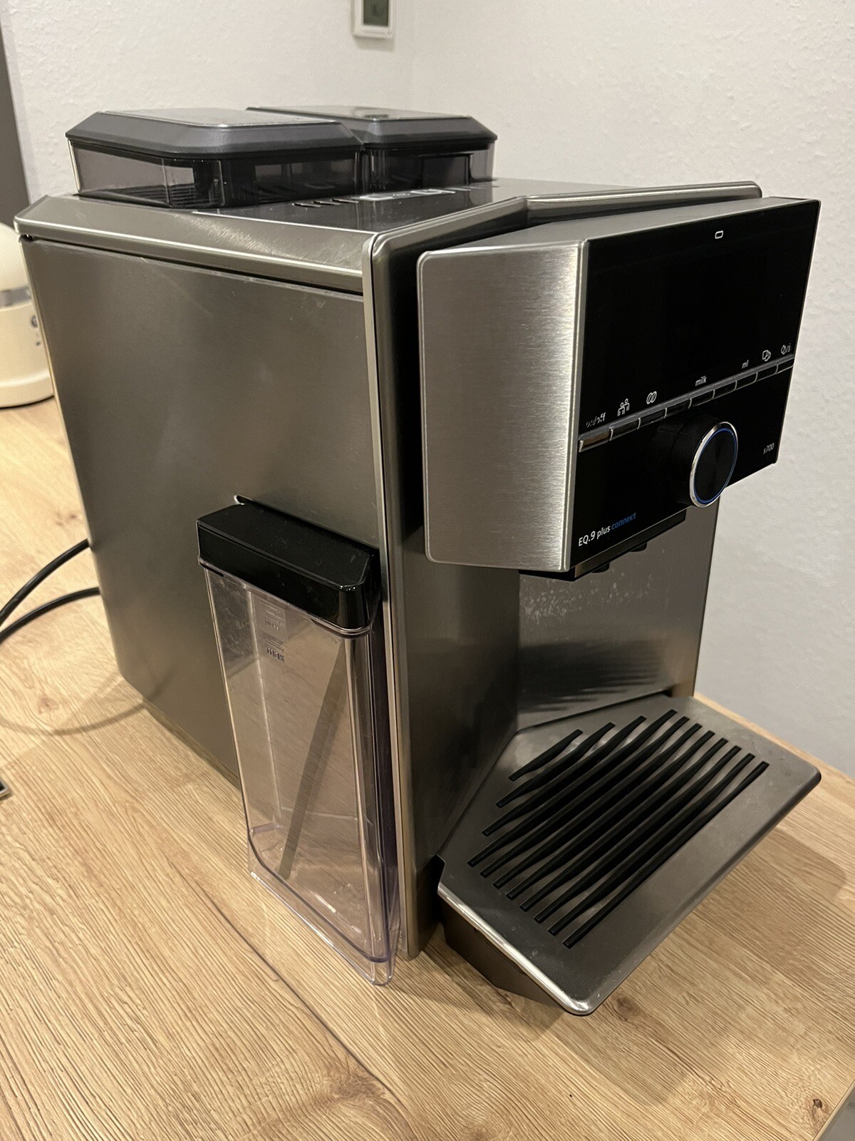Siemens Ti9578x1de Eq.9 Plus Connect S700 Kaffeevollautomat Edelstahl Siemens EQ.9 plus connect s700 Kaffeevollautomat - Edelstahl