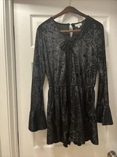 Velzera Romper Womens Black Velvet Long Bell Sleeve Size Medium