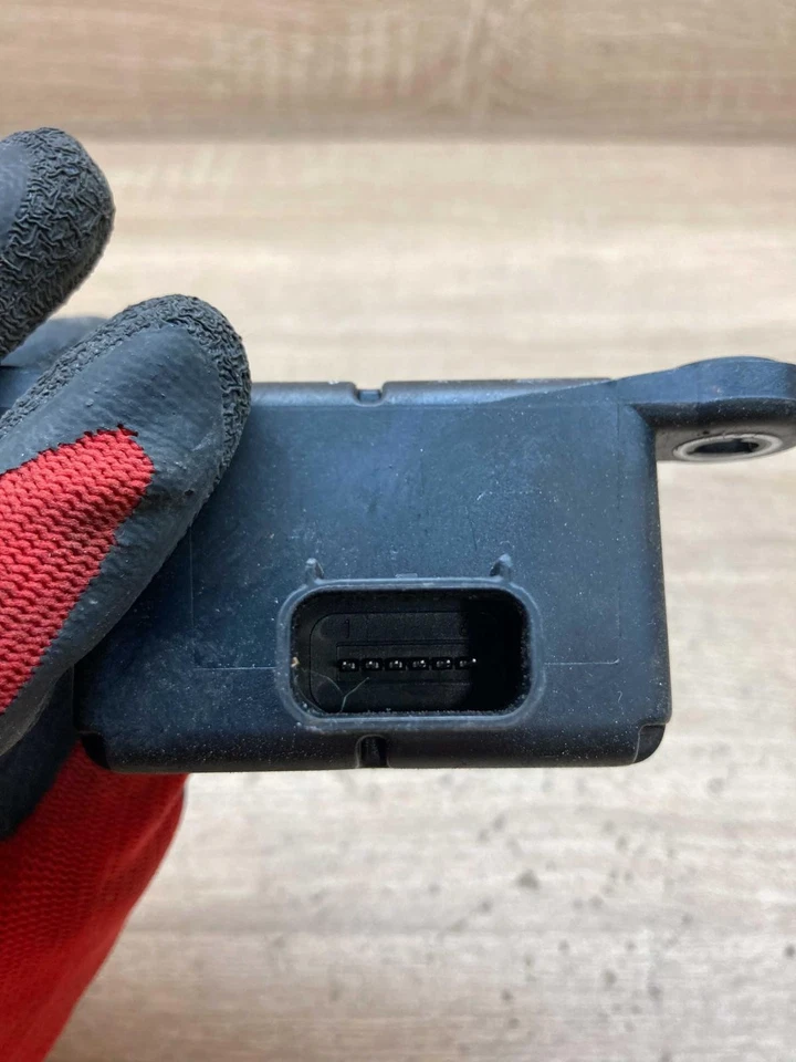 13581120 J133C26Y6E GM ESP acceleration yaw rate sensor Fits for Opel Astra J - Image 4 of 4