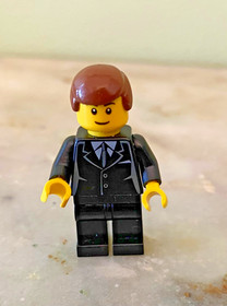 LEGO Juniors 10659 Blue Vehicle Suitcase - 100% Complete with Manual & Suitcase