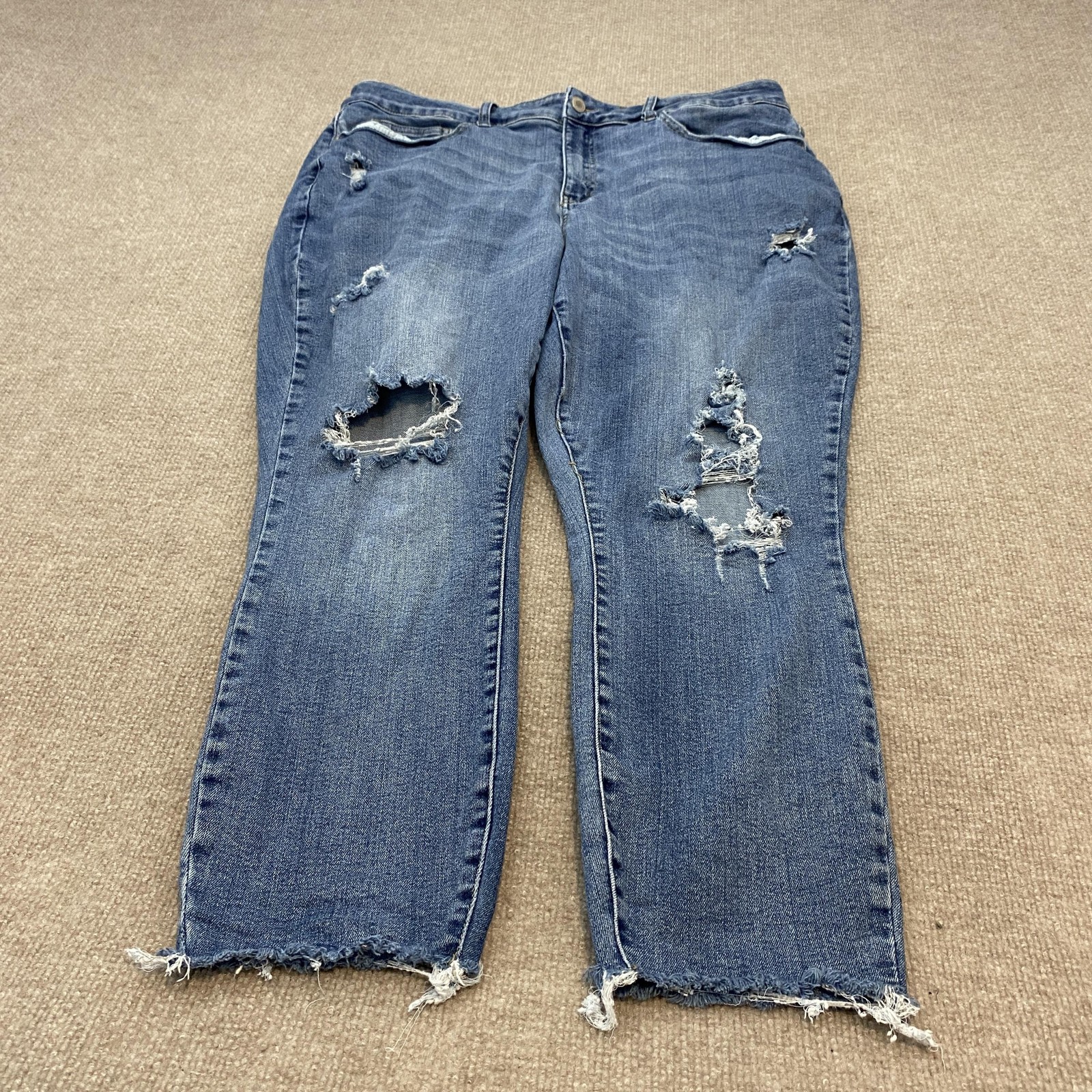 Judy Blue Straight Jeans Womens 20W Blue Med Wash High Rise Distressed Relaxed