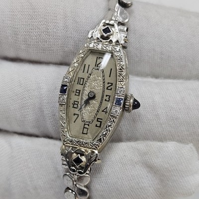 Women's ANTIQUE 1920's 18K GOLD Watch Platinum Top Diamond/Sapphire Art Deco 