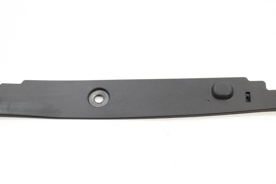 Mazda CX-5 2017-2025 guardabarros delantero derecho placa final panel de cubierta fabricante de equipos originales KB7W563K1 Foto 3 de 4