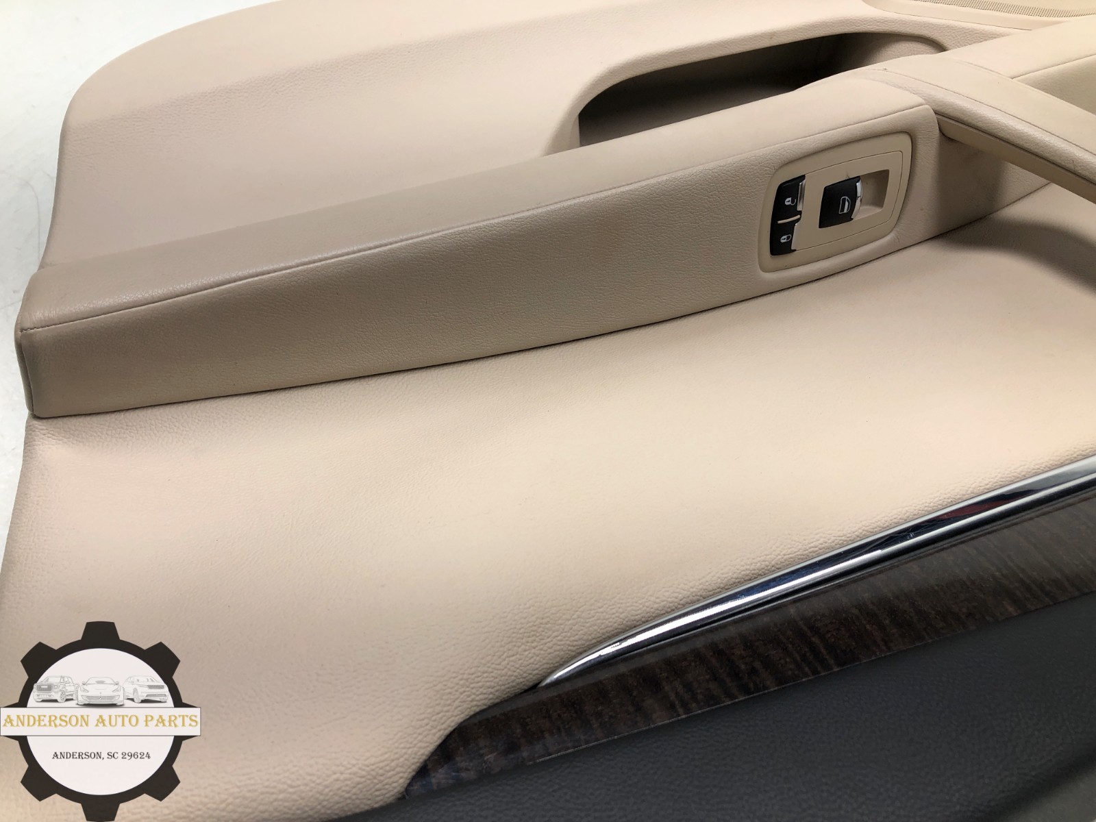 2014-2020 MASERATI QUATTROPORTE RIGHT PASS FRONT INTERIOR DOOR PANEL OEM #NOTE