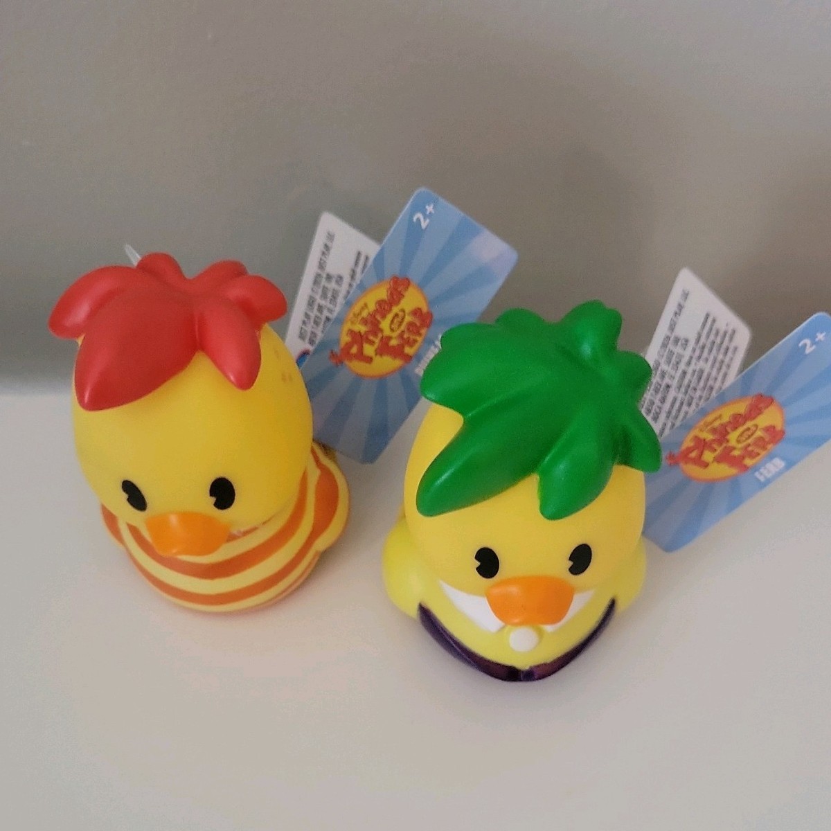 FREE SHIP* Disney Phineas And Ferb 3