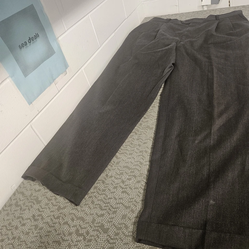 Kirkland Dress Pants Mens 34x30 Charcoal Gray Wool Made In Italy Super 100's - Image 3 of 4