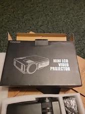 NIB Tenker LCD Video Projector- Tested & Working (1763D)