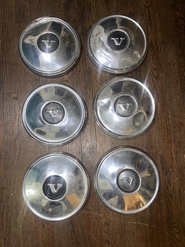 6 Volvo P1800 1800 E ES S 122 Wheel Cap Hub Cap Center - Dented