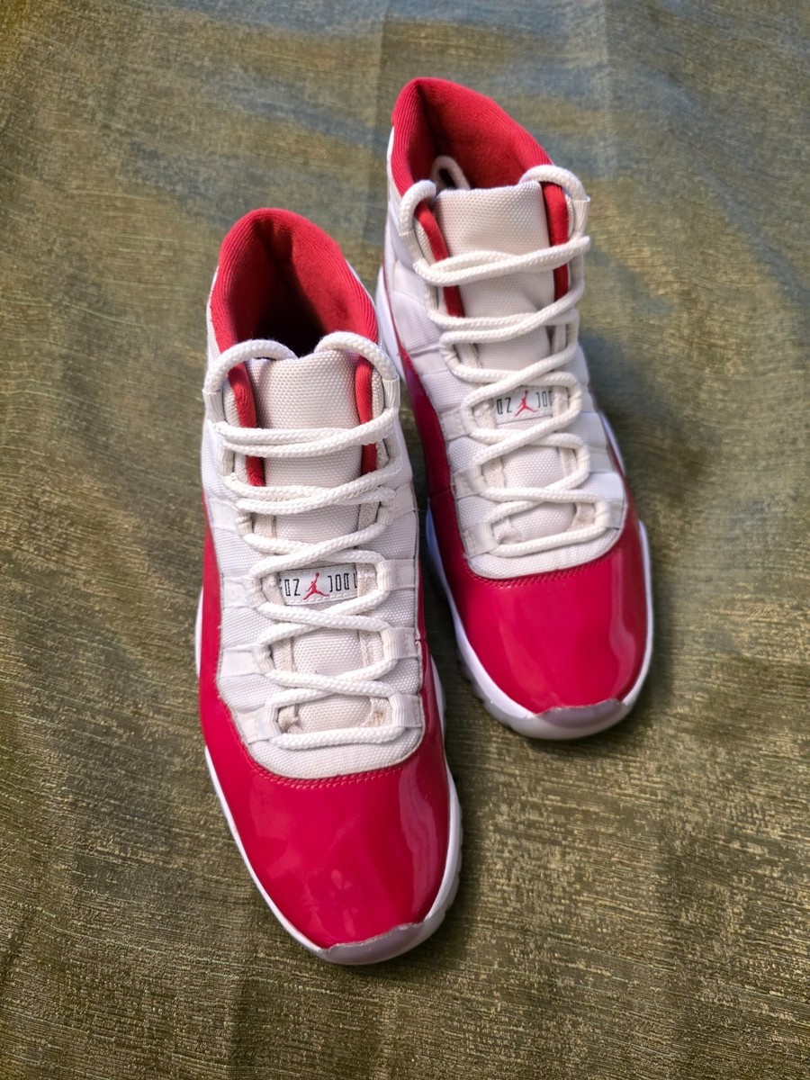 Nike Air Jordan 11 XI Retro High Cherry Mens Size US 9.5 Men  display picture 3